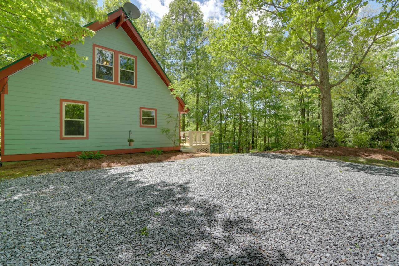 Blue Ridge Getaway With Hot Tub And Seasonal View! Villa Exterior photo